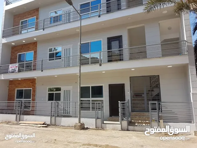 200 m2 3 Bedrooms Apartments for Rent in Baghdad Al-Mamoun
