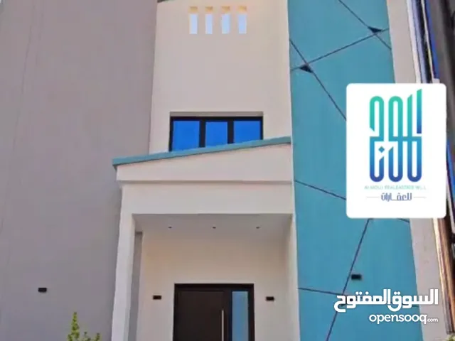 435 m2 3 Bedrooms Villa for Sale in Northern Governorate Barbar