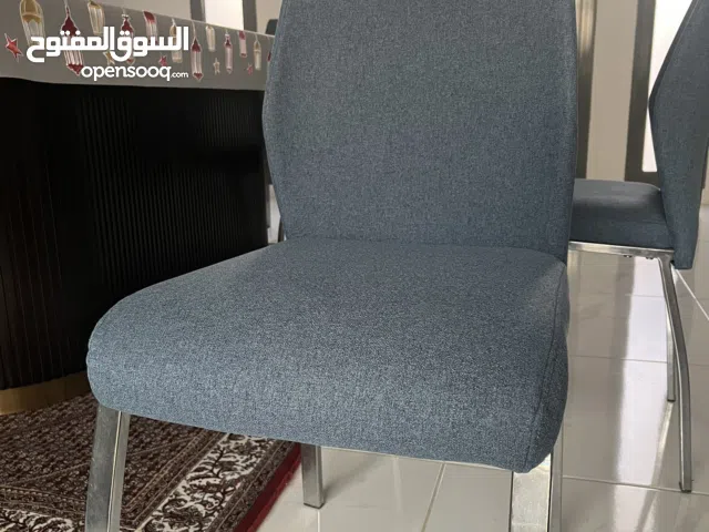 6 كراسي شبه جدد 6chaira similar new for sale