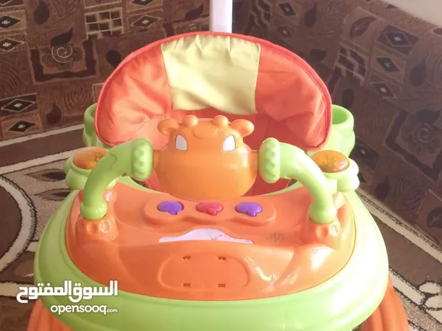 مشاية اطفال نظيفة