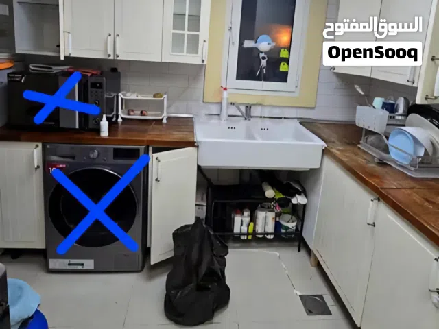 للبيع مطبخ متكامل وبحاله ممتازه جدا