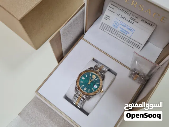 versace watch (very clean) فيرزاتشي
