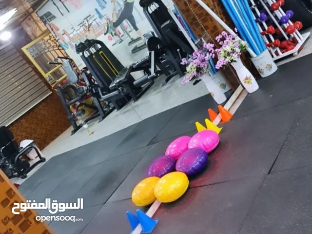 جم نسائي للبيع متكامل اي نقص مابي
