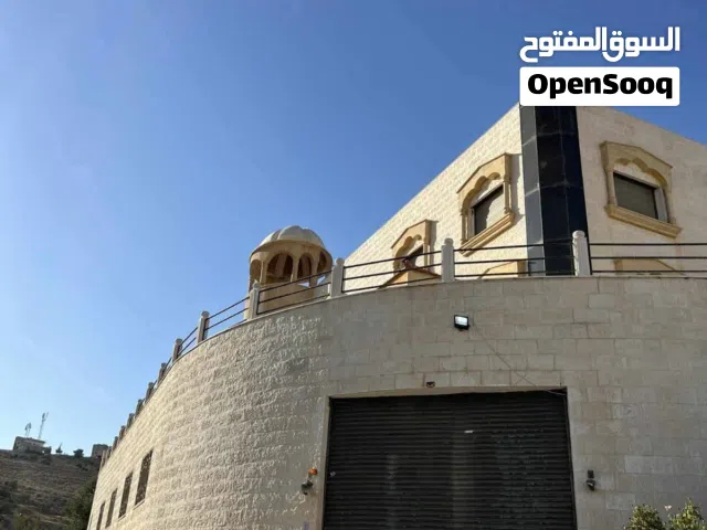 720 m2 More than 6 bedrooms Villa for Sale in Zarqa Birayn