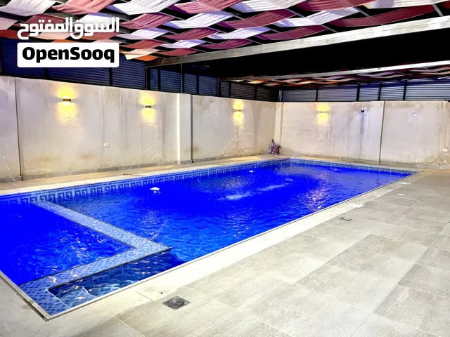 2 Bedrooms Chalet for Rent in Salt South Shuna