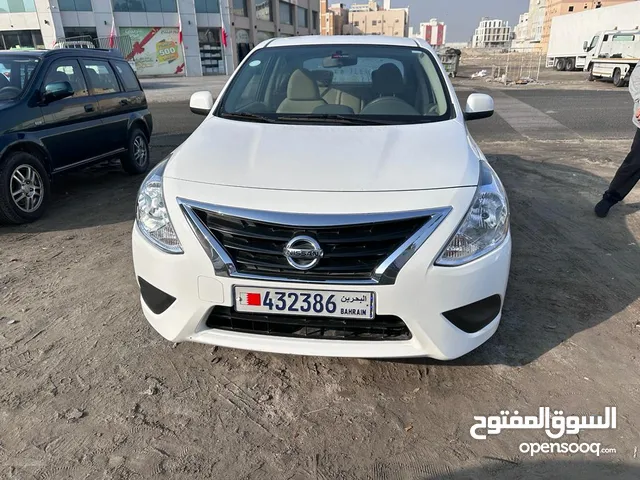 Nissan Sunny in Northern Governorate