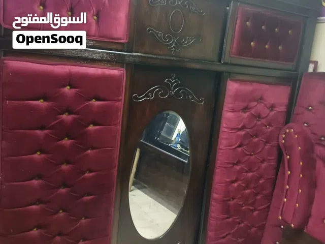 غرفة نوم ملوكيه
