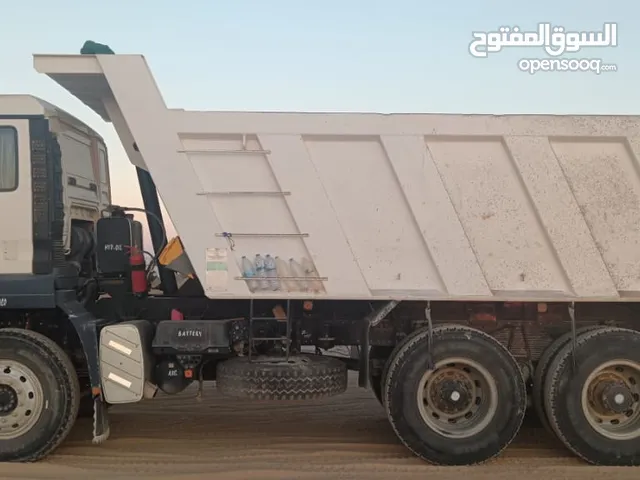 2013 Crane Lift Equipment in Muscat