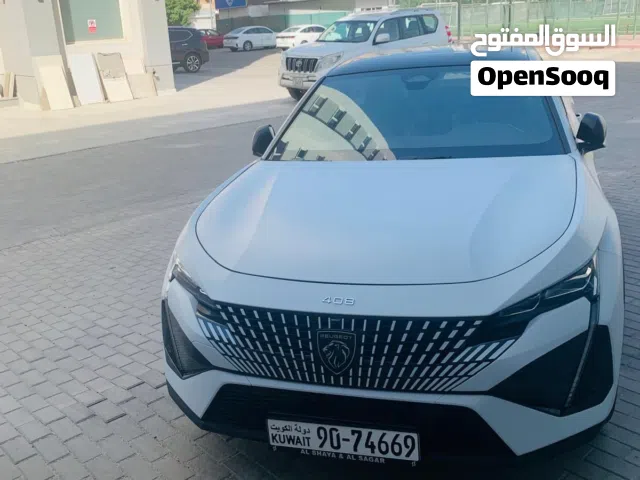 2025 بيجو 408 Standard