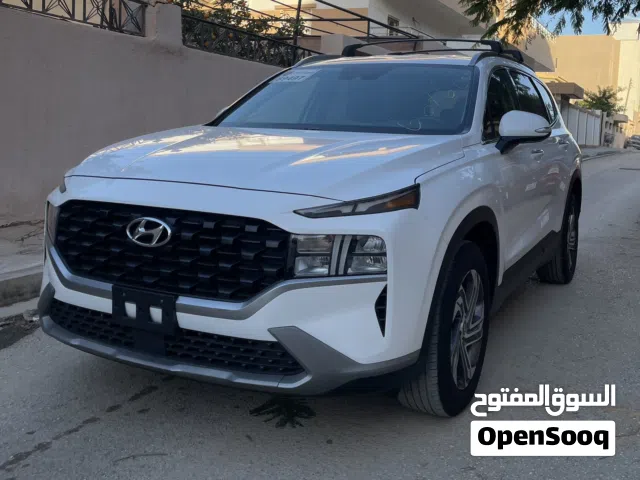 هيونداي سنتافي موديل 2023 في عرصه