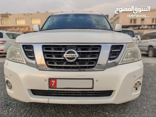 لايفوتك نيسان باترول 320 V8بقمة النظافة ماشي 178 الف كيلو فقط رقم 2 فتحة من داخل اسود بسعر مغري