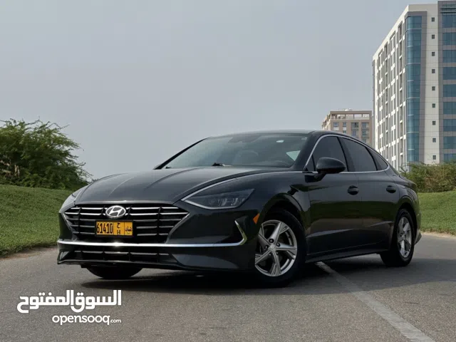 2022 Hyundai Sonata SE with Advanced Features and American Specs Original