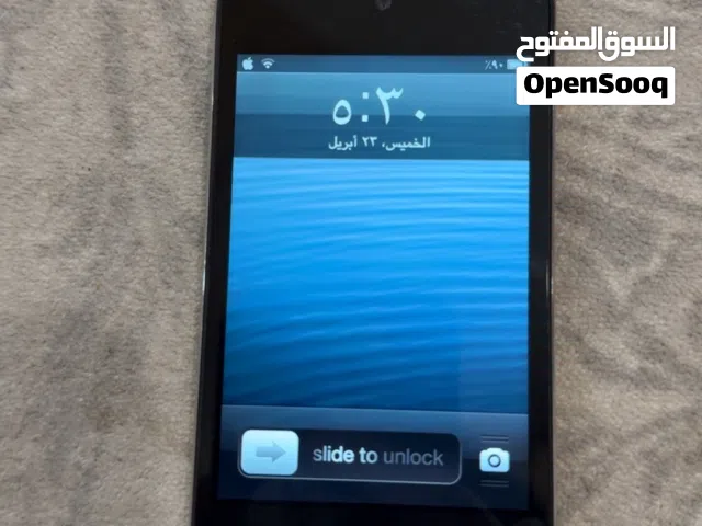 iPod Touch بسعة 64 جيجابايت، جهاز مميز بحالة جيدة، أبيع كل ش بەشەرت.
