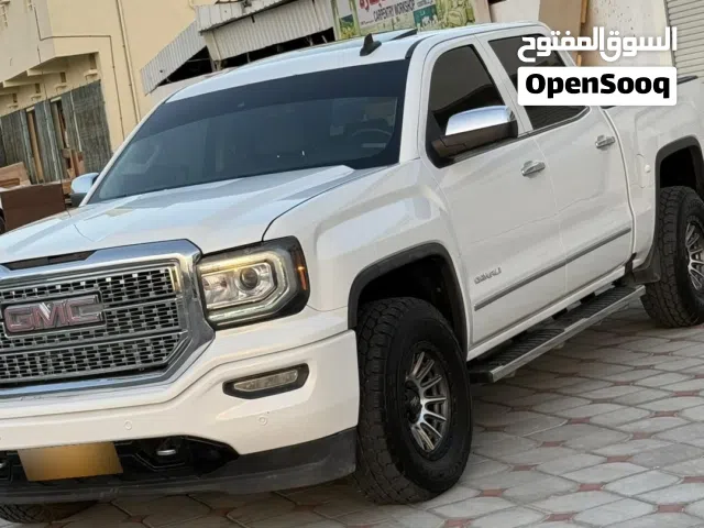2018 GMC Sierra Denali