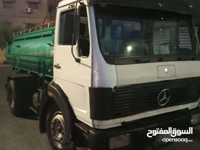 Tank Mercedes Benz 1980 in Amman