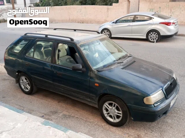 2000 سكودا فيليشيا