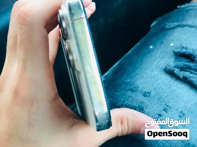 16 برو ماكس شوف الوصف