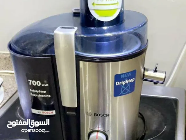 خلاط تقريبا جديد