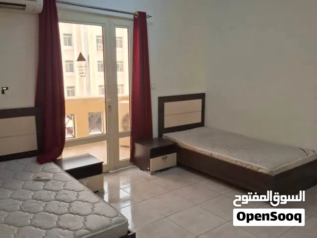 Excutive rooms available new building single and two person fully furnished