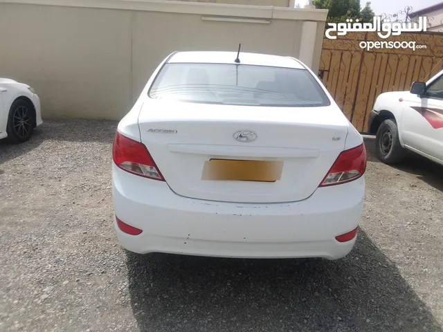 Used Hyundai Accent in Al Dakhiliya