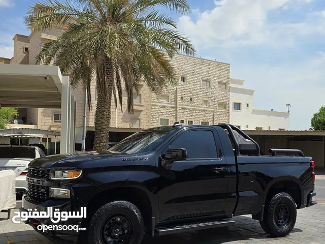 Used Chevrolet Silverado in Mubarak Al-Kabeer
