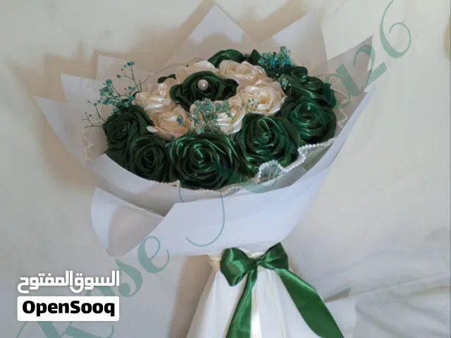 باقات ورد ساتان تعبر عن الفخامه والرقي  ورد لا يذبل ويبقى كل العمر