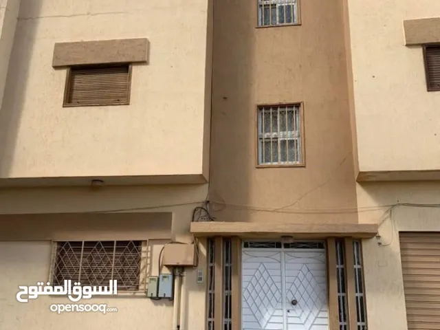  Building for Sale in Benghazi Al-Majouri