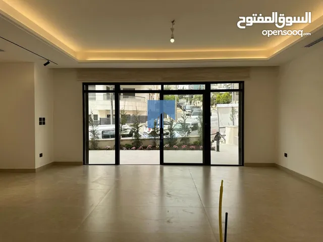 شقة فاخرة للبيع في الدوار السابع  - بالقرب من كوزمو طابق اول 135م تشطيب سوبر ديلوكس لم تسكن