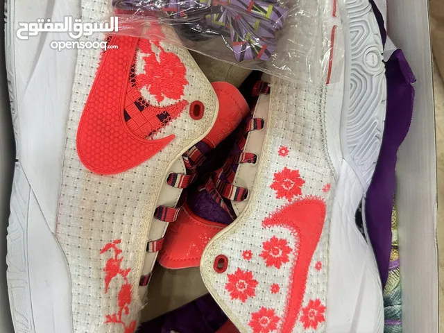 LeBron 20 custom colorway mimi plange