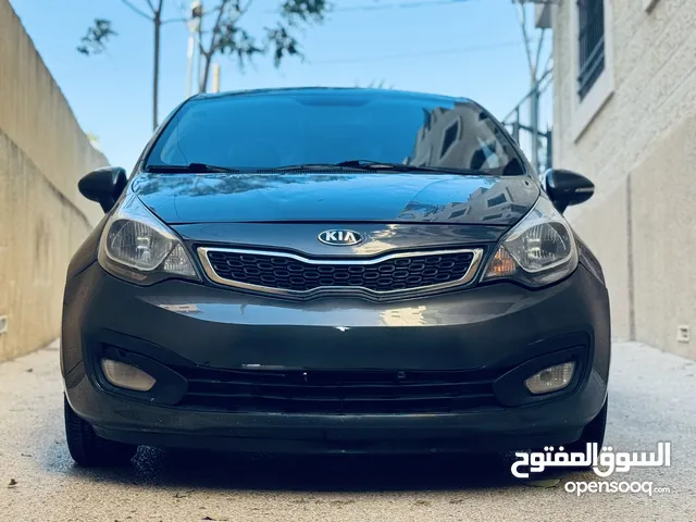 كيا برايد صالون خصوصي بنزين 1400 اوتومات 4 غيار . موديل 2013/13 فقط البيع ع الكاش