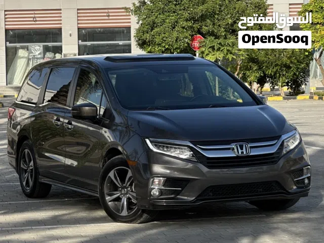 2018 هوندا اوديسى Touring Elite