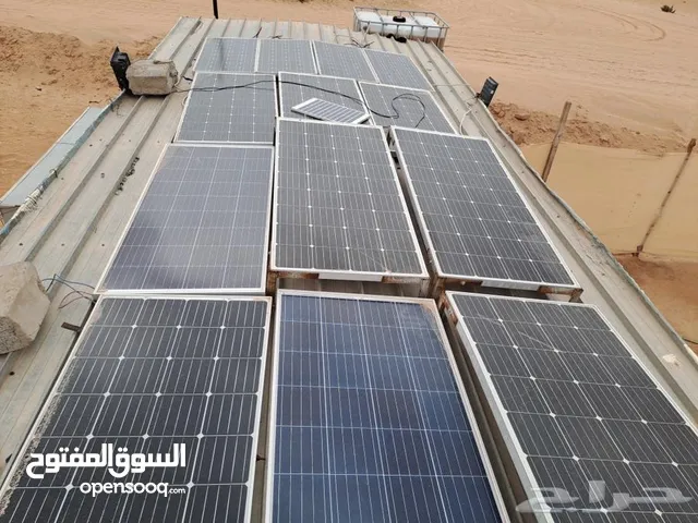 محلات النجوم للكهرباء يوجد لدينا الواح مستعمل الحجم المتوفر 150وات نضيف جدا