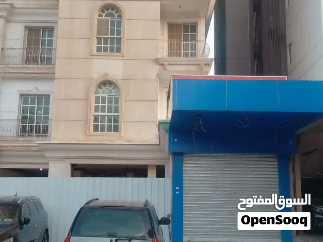 للإيجار محل تجارى بحولى ق12