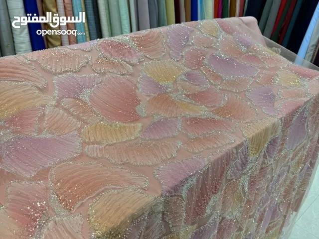 قماش فاخر شبك مطرز بشك الخرز القطعه 5 وارات