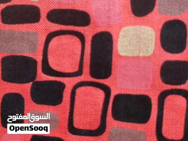 أقمشة مخمل بنقوش و تعريقات مميزه تمتاز بجودة عاليه ولمعان راقي للكنب والكوشن