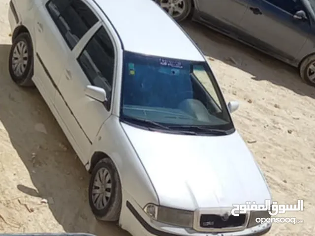 سكودا تور 2004