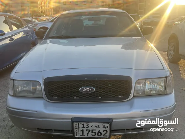 Ford Crown Victoria 2011 in Hawally