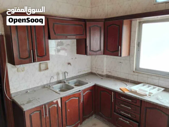 190 m2 3 Bedrooms Townhouse for Sale in Amman Marka Al Shamaliya