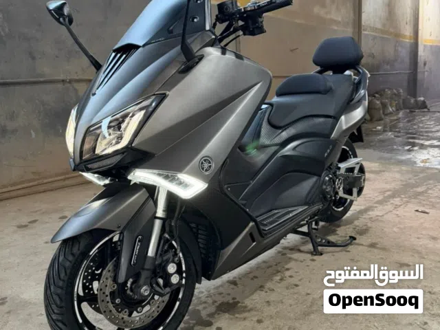2016 ياماها TmaX