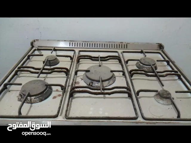 غاز يونيفيرسال 5 عيون