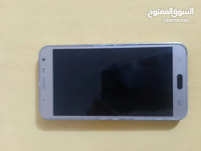 Samsung Galaxy J7 16 GB in Basra