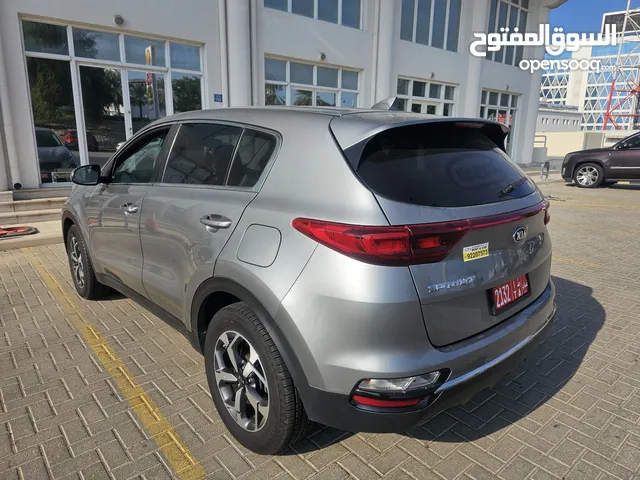 new sportage full insurance for rent daily weekly monthly location alghubra