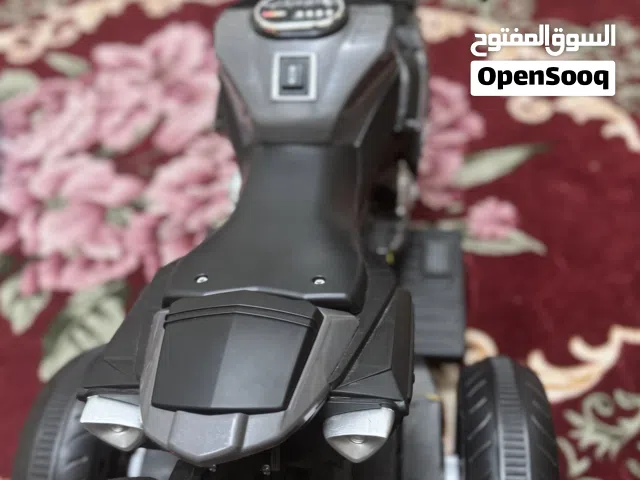 دباب كهربائي يعمل بالشحن جديد كليا استعمل اقل من شهر ب 100 ريال