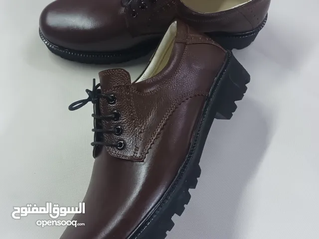 معمل دريد ايطالي انتاج الاحذية جلود طبيعية متابعينة الاعزاء تحية طيبة موديلات عصرية تلائم جميع ال