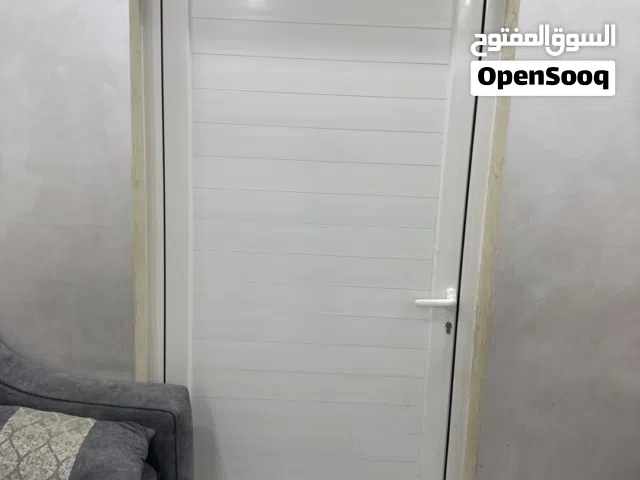 باب وشباك المنيوم