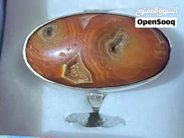 خاتم داودي احمر قديم