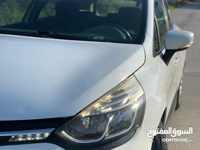 Clio 4 Brak Familiale a vendre Voiture en bon codition