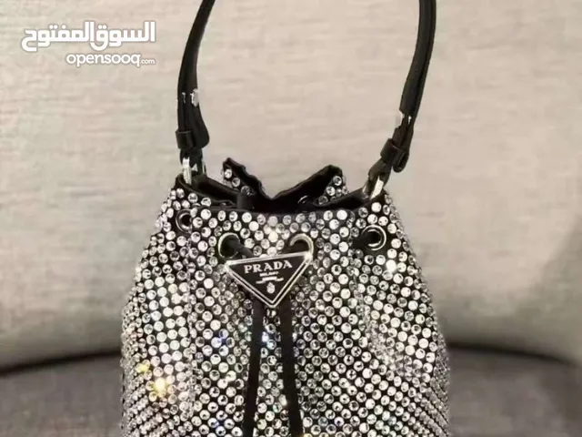 حقائب برادا نسائية للبيع في الإمارات - شنط نسائية : حقيبة يد نسائية, ظهر:  أفضل سعر