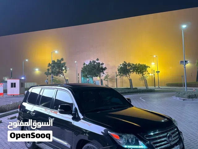 للبيع جيب لكسز موديل 2014 بحالة الوكالة صبغ وكالة ماشي 165K