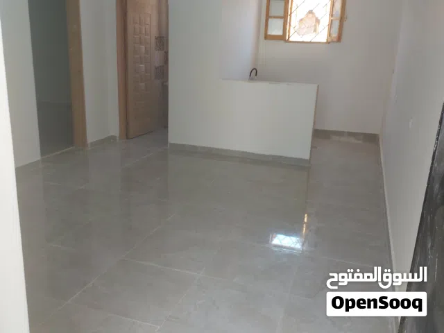 80 m2 2 Bedrooms Apartments for Rent in Tripoli Tajura